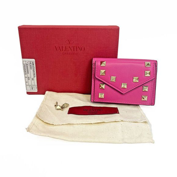 Valentino Garavani Rockstud Calfskin #90403V32B - Picture 11 of 11